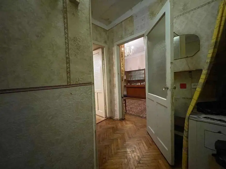Фото Продаю 2 кімнатну квартиру, 46 кв. м, Будівельників вул. 40 Київ, ціна: 45000 $, код 6315