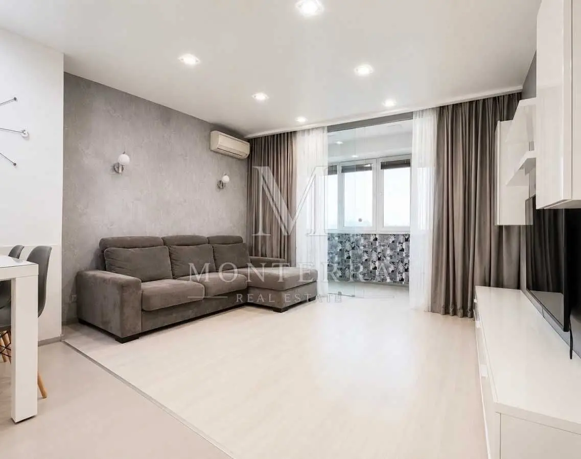 Фото Продаю 2-комнатную квартиру, 95.5 кв. м, Вышгородская ул. 45 Киев, цена: 217000 USD, код 6317