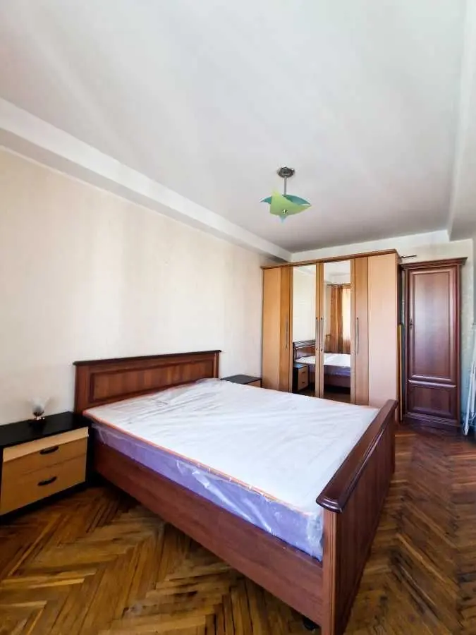 Фото Rent a 2-room apartment, Velyka Vasylkivska Street  Kyiv for long-term rent, price: 23000 UAH, code 6318