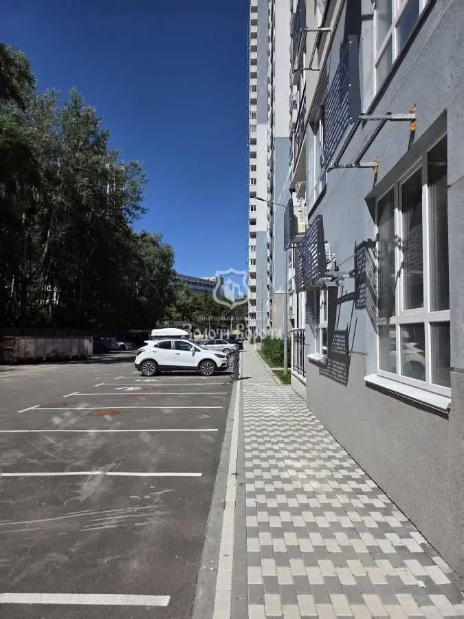 Фото Продаю 1 кімнатну квартиру, 50 кв. м, Академіка Глушкова просп.  Київ, ціна: 78000 USD, код 6325