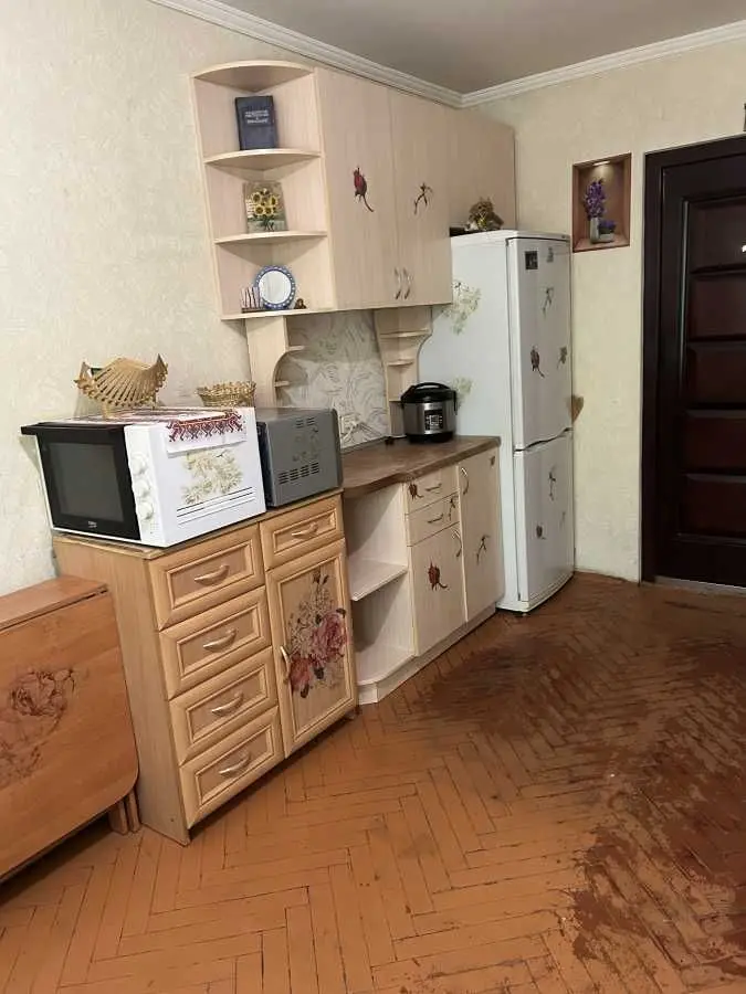 Фото Продаю 1 кімнатну квартиру, 18 кв. м, Чорних Запорожців вул. 65 Бровари, ціна: 12600 USD, код 6326