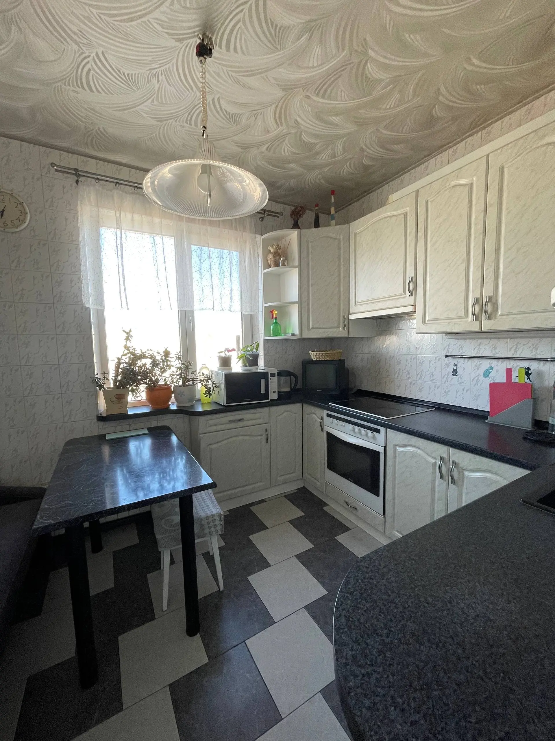 Фото Зняти 3 кімнатну квартиру, Ревуцького вул. 10/2 Київ в довгострокову оренду, ціна: 19000 UAH, код 6328