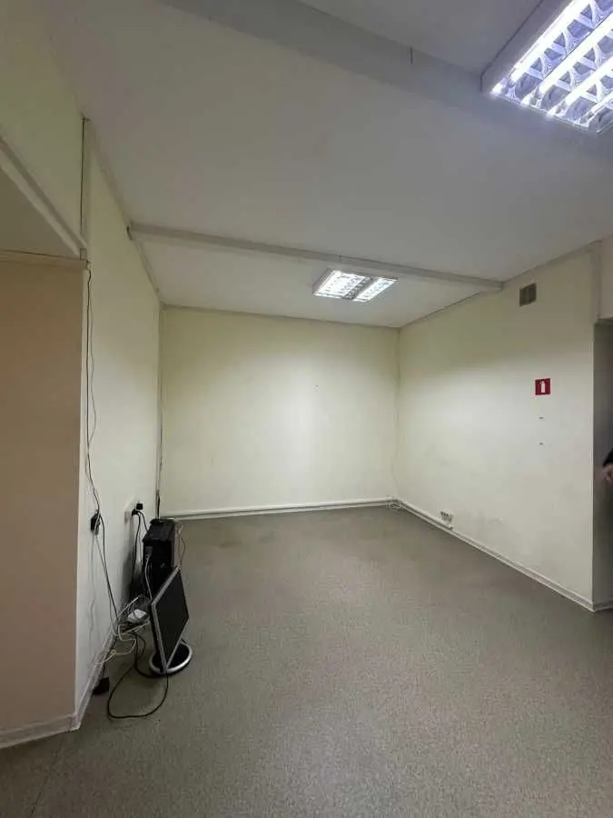 Фото Продаю склад, 320 кв. м, Прирічна вул.  Київ, ціна: 800 USD, код 6330