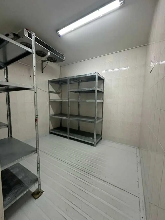 Фото Продаю склад, 320 кв. м, Прирічна вул.  Київ, ціна: 800 USD, код 6330