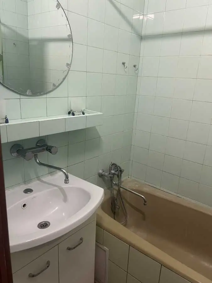 Фото Продаю 2-комнатную квартиру, 51 кв. м, Героев Днепра ул. 16а Киев, цена: 77000 USD, код 6331