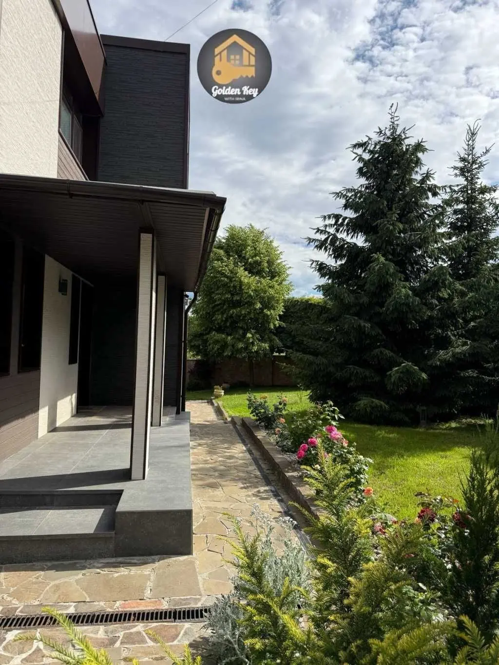 Фото Продаю дом, 250 кв. м, Іванковичі, цена: 385000 USD, код 6338