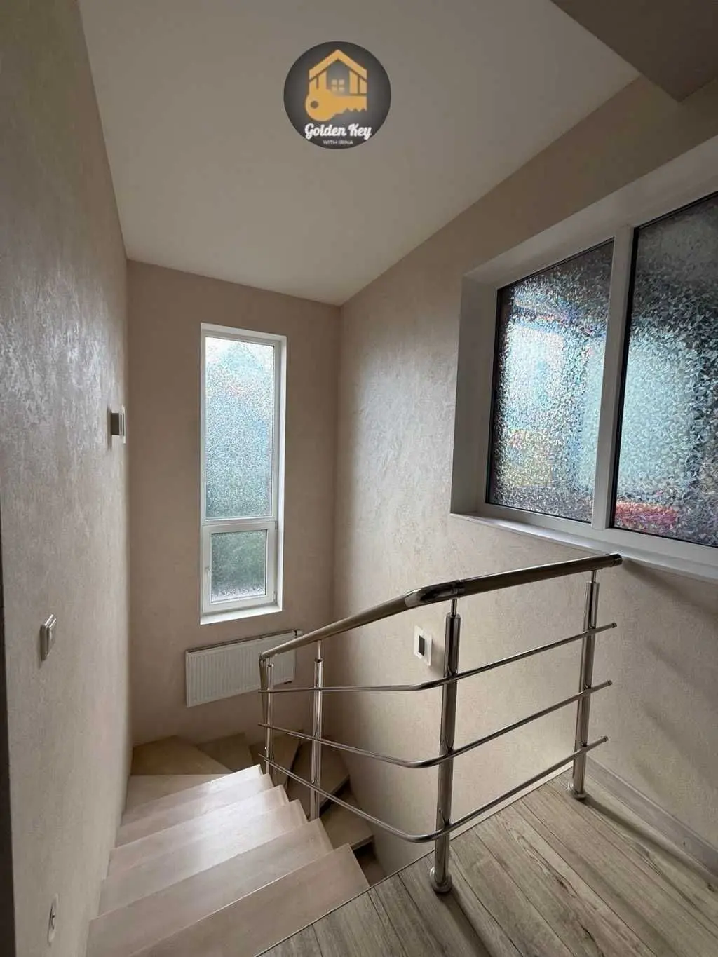 Фото Продаю дом, 250 кв. м, Іванковичі, цена: 385000 USD, код 6338