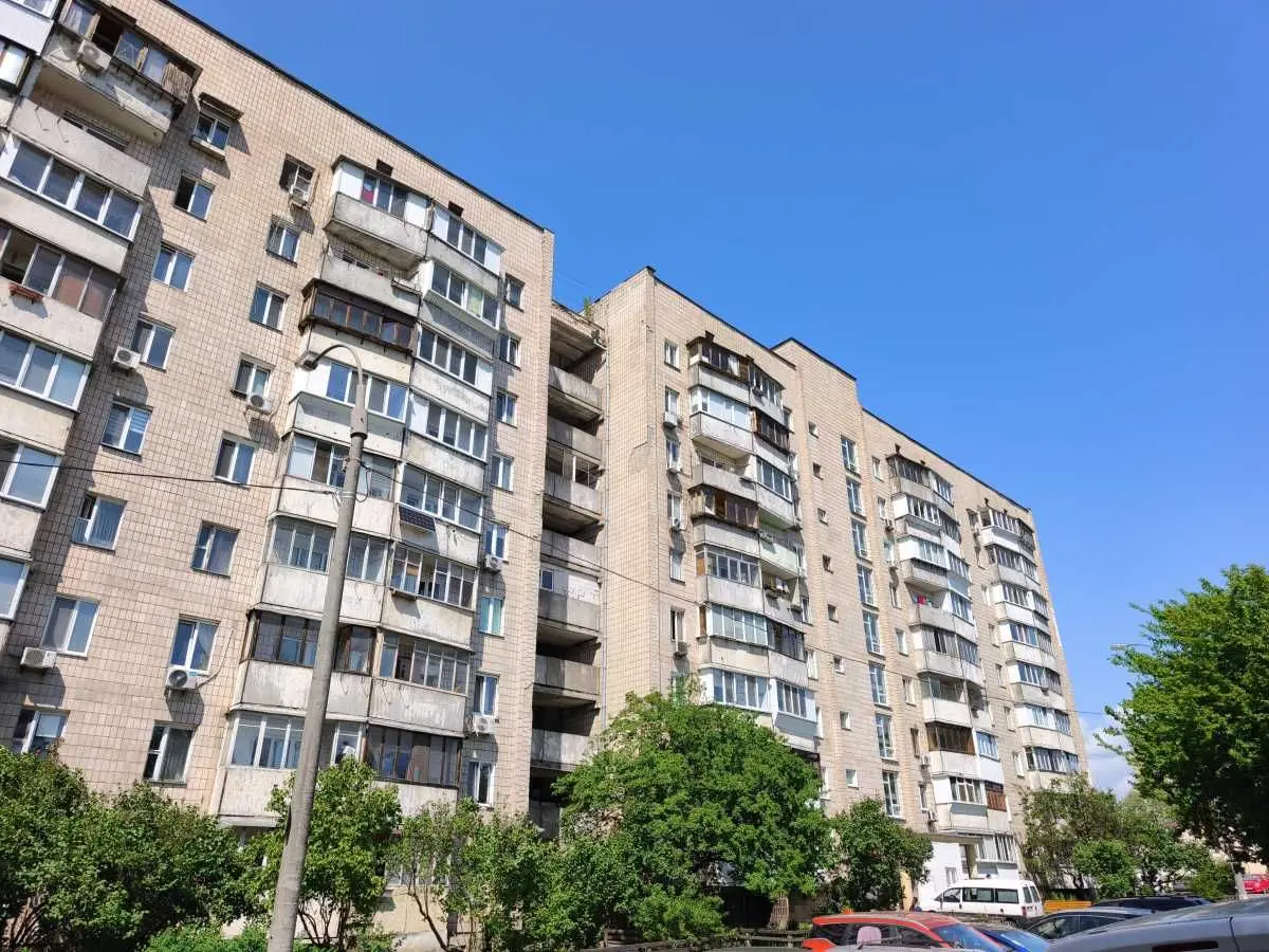 Фото Selling a 1-room apartment, 34.6 sq.m., Henerala Naumova Street 19 Kyiv, price: 55000 USD, code 6340