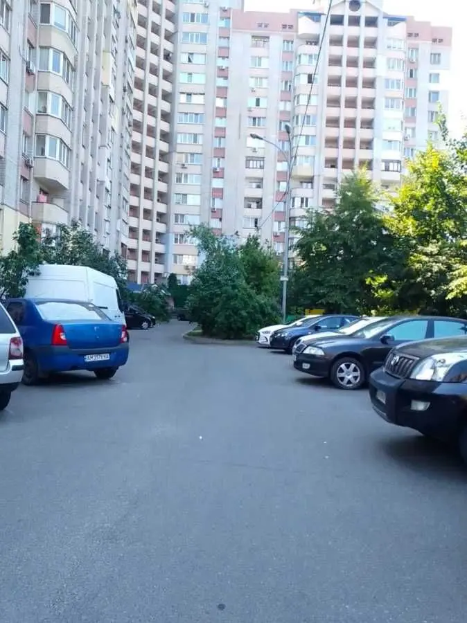 Фото Продаю 1-комнатную квартиру, 52 кв. м, Алматинская ул. (Алма-Атинская)  Киев, цена: 47000 USD, код 6344