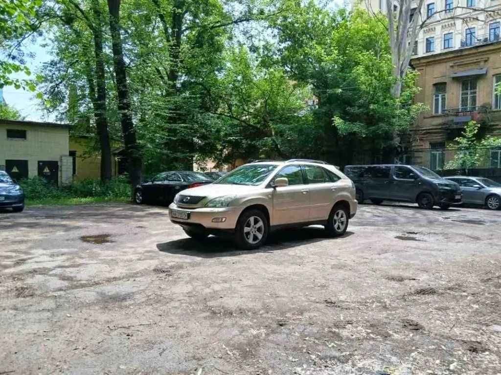 Фото Продаю 2 кімнатну квартиру, 71.6 кв. м, Пушкіна вул.  Київ, ціна: 240000 USD, код 6346
