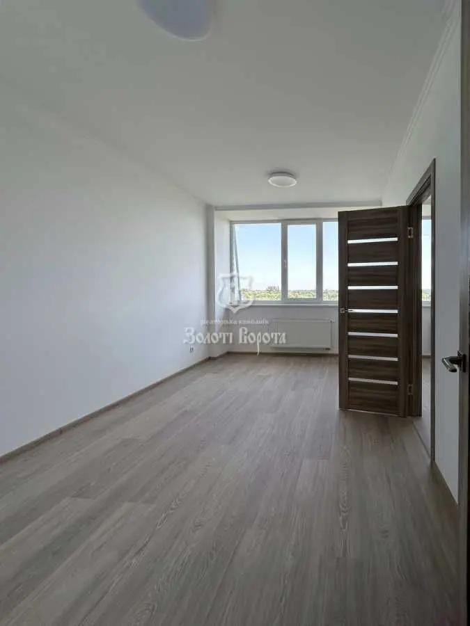 Фото Продаю 5-комнатную квартиру, 109.6 кв. м, Мила, цена: 87000 USD, код 6350