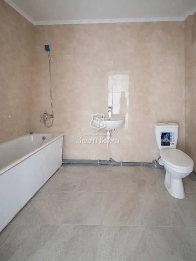 Фото Продаю 5-комнатную квартиру, 109.6 кв. м, Мила, цена: 87000 USD, код 6350