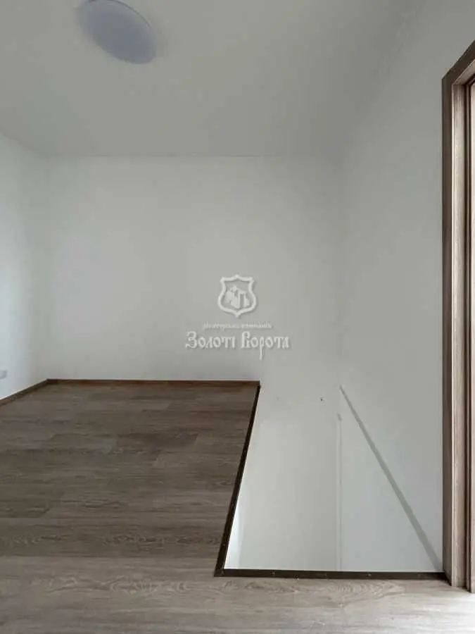 Фото Продаю 5-комнатную квартиру, 109.6 кв. м, Мила, цена: 87000 USD, код 6350