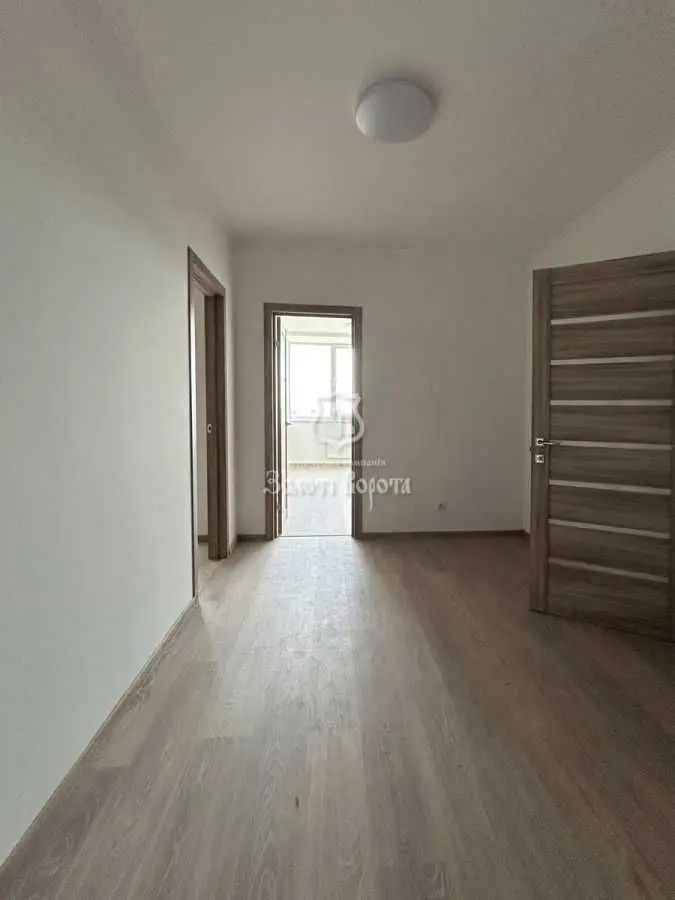 Фото Продаю 5-комнатную квартиру, 109.6 кв. м, Мила, цена: 87000 USD, код 6350