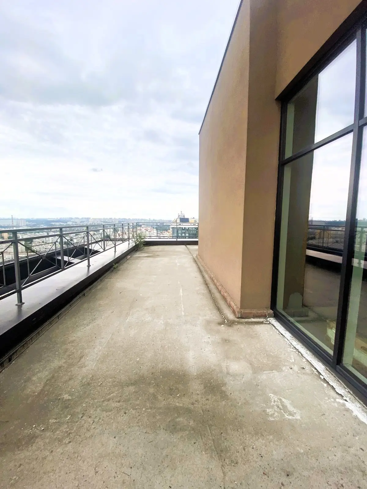 Фото Продаю 5-комнатную квартиру, 392.78 кв. м, Оболонский просп. 26 Киев, цена: 1252850 $, код 6352