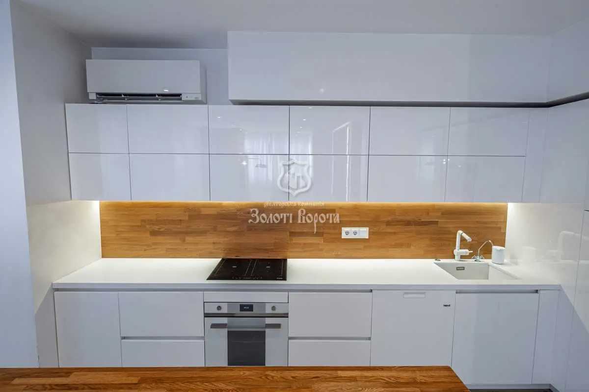 Фото Selling a 3-room apartment, 117.5 sq.m., Anny Akhmatovoi Street 13д Kyiv, price: 189000 USD, code 6355