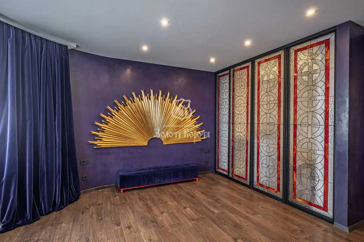 Фото Selling a 3-room apartment, 117.5 sq.m., Anny Akhmatovoi Street 13д Kyiv, price: 189000 USD, code 6355