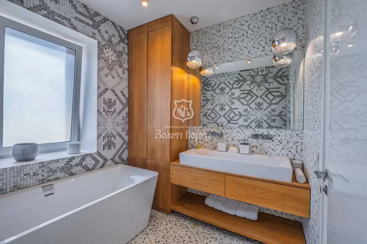 Фото Selling a 3-room apartment, 117.5 sq.m., Anny Akhmatovoi Street 13д Kyiv, price: 189000 USD, code 6355