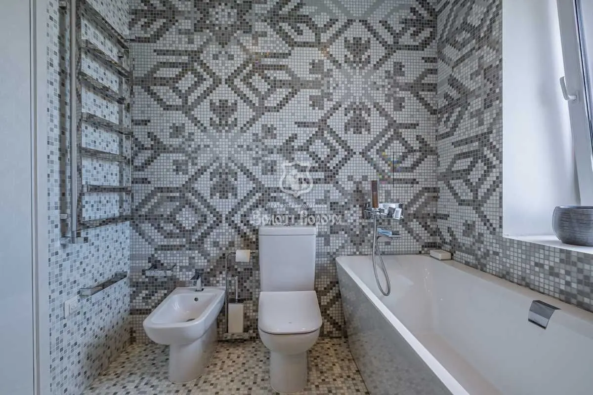Фото Selling a 3-room apartment, 117.5 sq.m., Anny Akhmatovoi Street 13д Kyiv, price: 189000 USD, code 6355