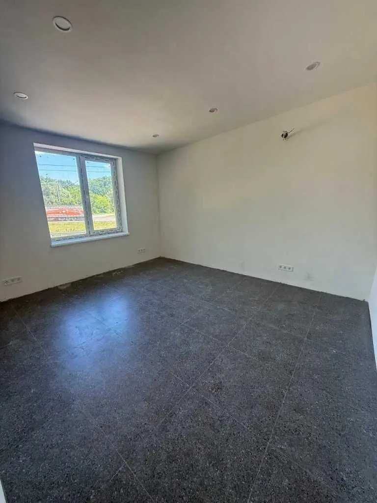 Фото Продаю офис, 246.5 кв. м, Академика Заболотного ул.  Киев, цена: 330000 USD, код 6359