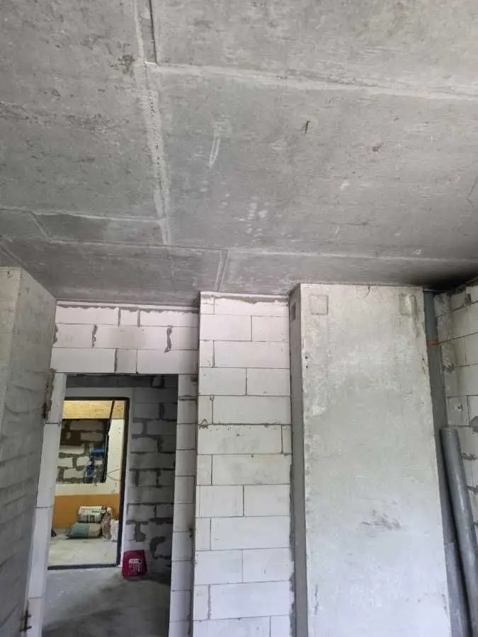 Фото Продаю 1 кімнатну квартиру, 42.12 кв. м, Новоукраїнська вул. 6 Київ, ціна: 31000 USD, код 6362