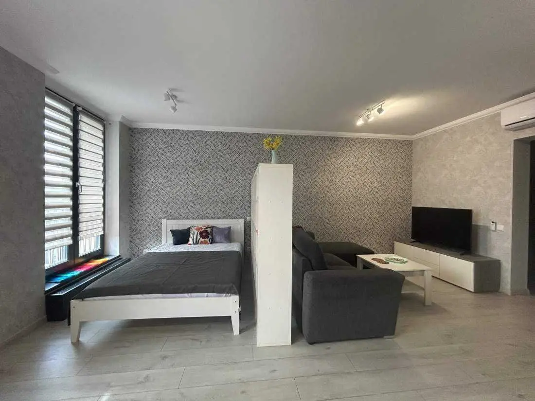 Фото Rent a 1-room apartment, Antonovycha Street (Horkoho Street)  Kyiv for long-term rent, price: 28000 UAH, code 6365