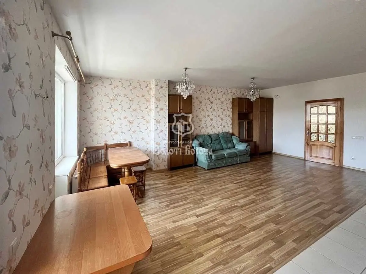 Фото Продаю 2 кімнатну квартиру, 76.1 кв. м, Академічна вул. (Лермонтова)  Обухів, ціна: 59000 USD, код 6367
