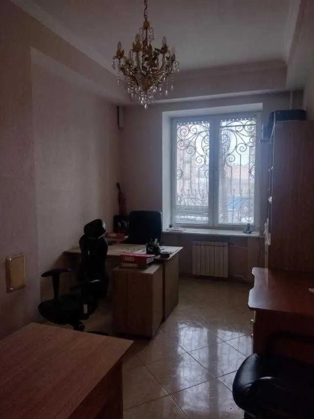 Фото Арендовать офис, Крещатик ул. 25 Киев в долгосрочную аренду, цена: 110000 UAH, код 6369