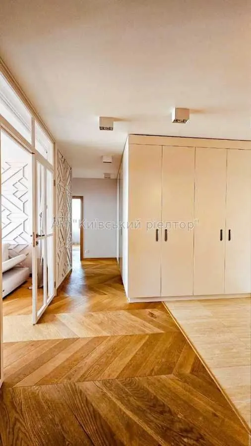 Фото Продаю 3 кімнатну квартиру, 106.9 кв. м, Голосіївський просп. (40-річчя Жовтня)  Київ, ціна: 260000 USD, код 6370
