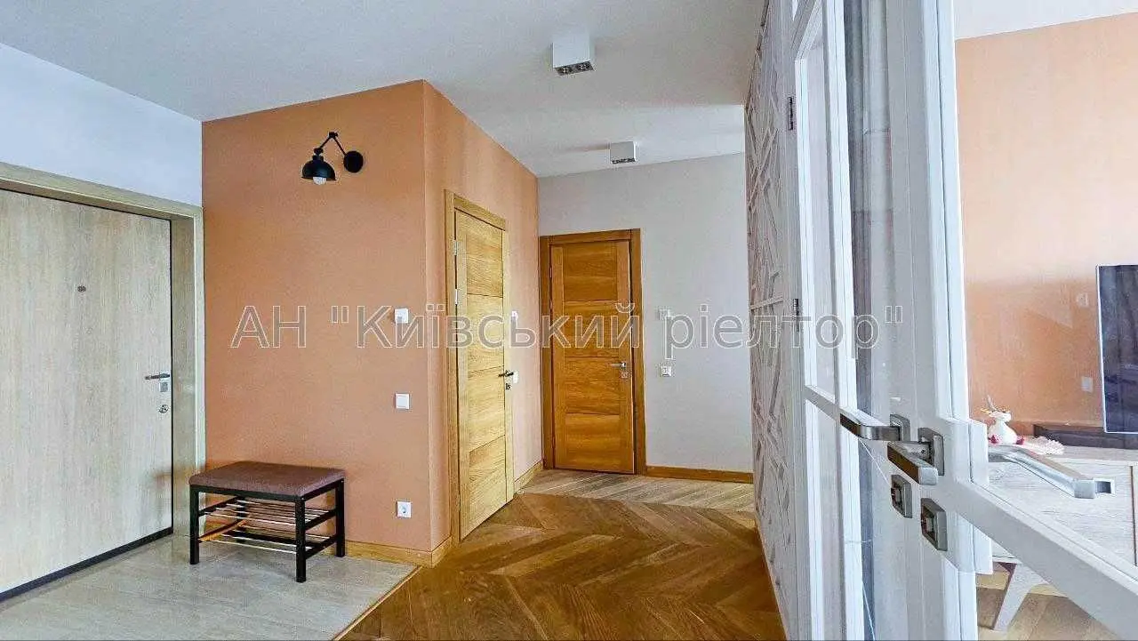 Фото Продаю 3 кімнатну квартиру, 106.9 кв. м, Голосіївський просп. (40-річчя Жовтня)  Київ, ціна: 260000 USD, код 6370