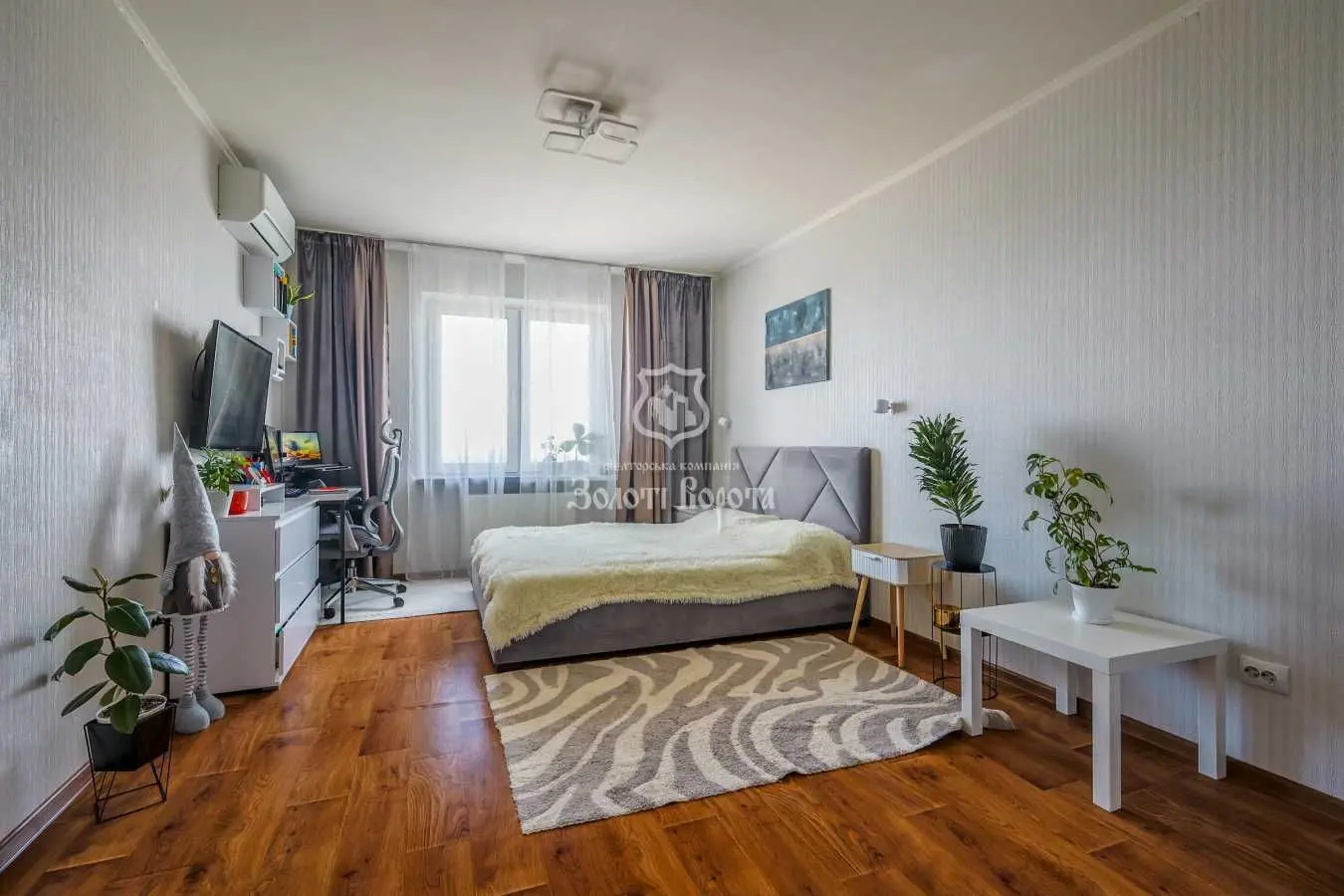 Фото Продаю 1 кімнатну квартиру, 48.8 кв. м, Балтійський пров. 5 Київ, ціна: 55000 USD, код 6376
