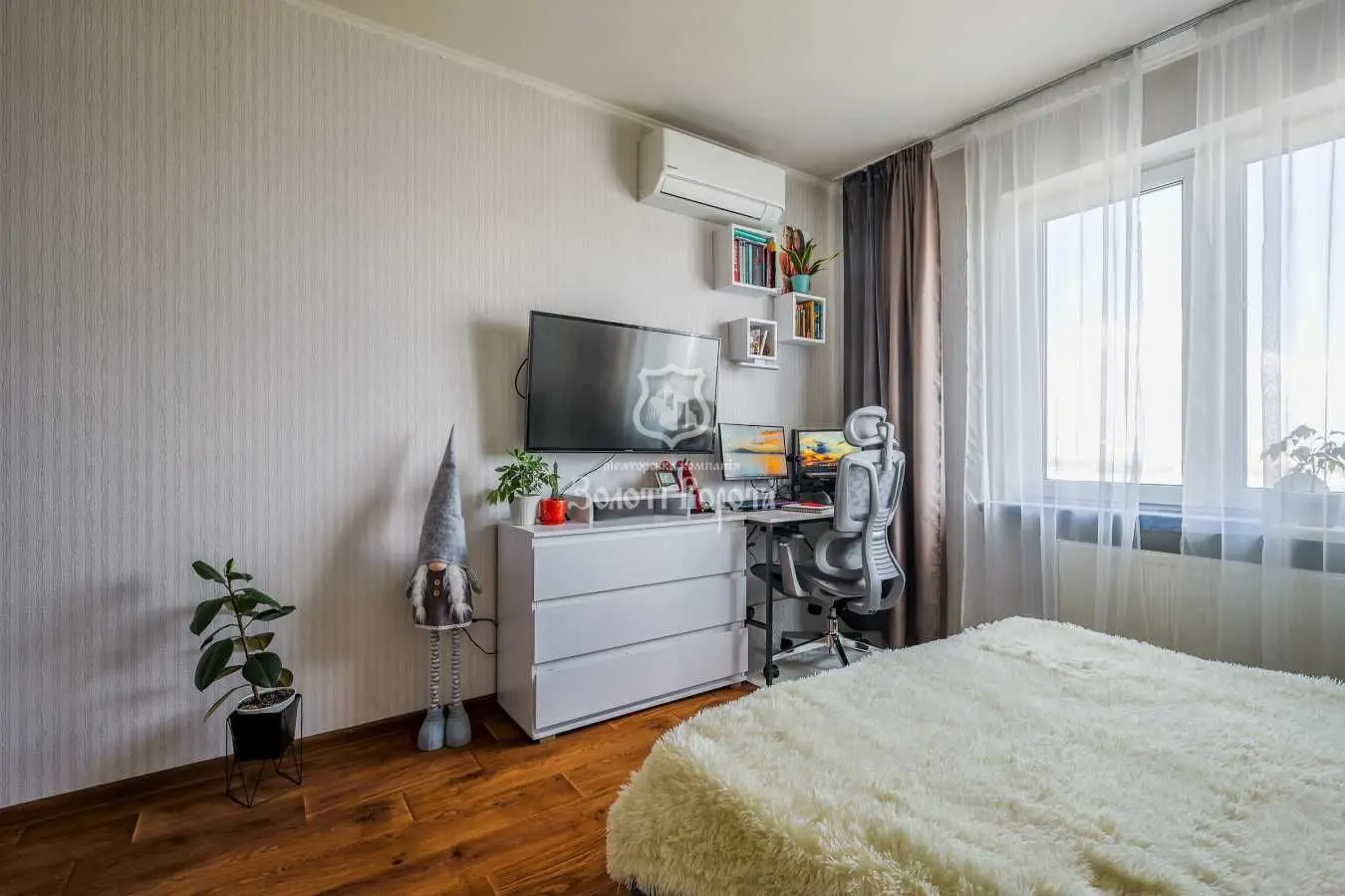 Фото Продаю 1 кімнатну квартиру, 48.8 кв. м, Балтійський пров. 5 Київ, ціна: 55000 USD, код 6376