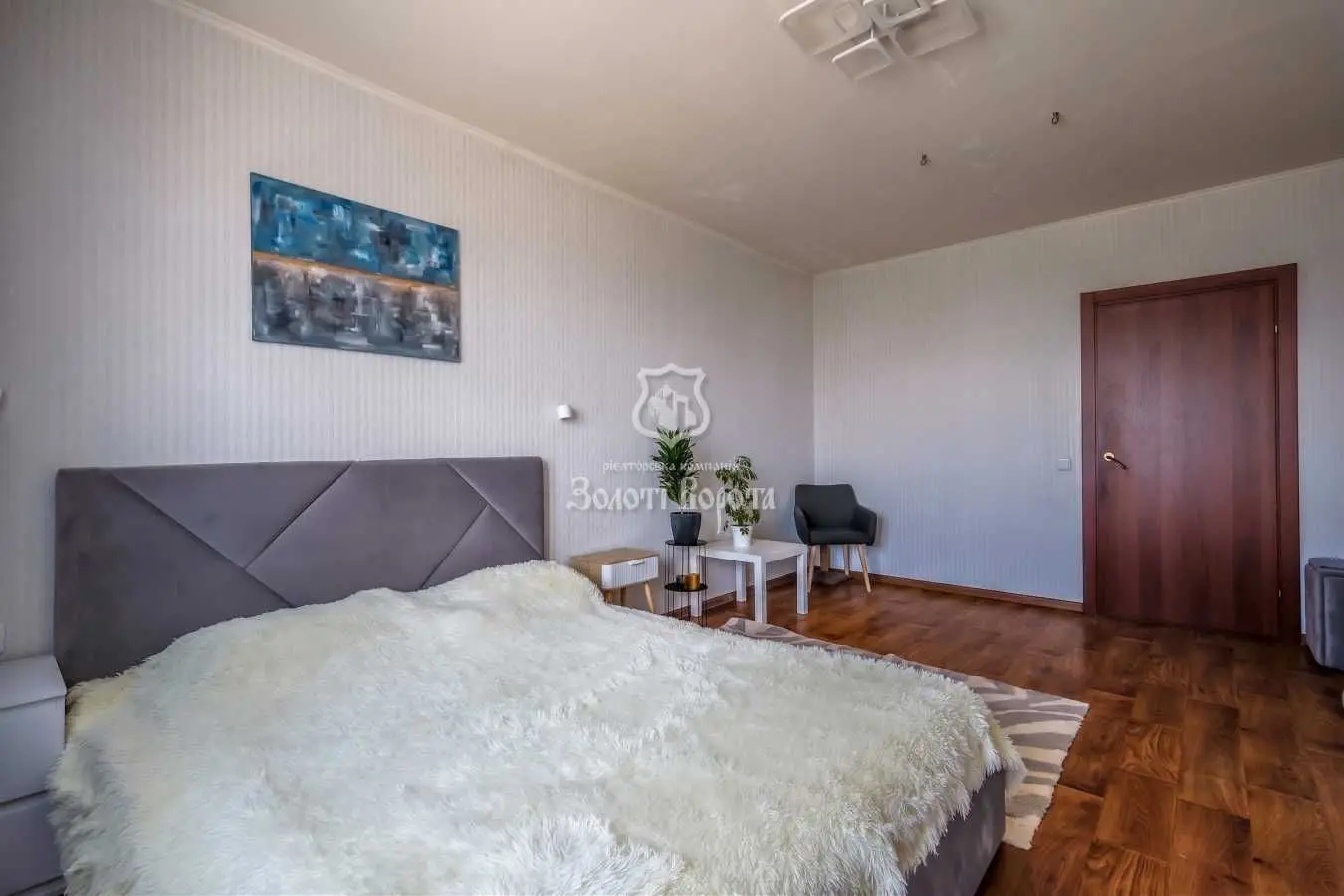 Фото Продаю 1 кімнатну квартиру, 48.8 кв. м, Балтійський пров. 5 Київ, ціна: 55000 USD, код 6376