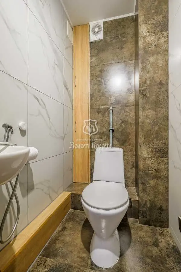 Фото Продаю 1 кімнатну квартиру, 48.8 кв. м, Балтійський пров. 5 Київ, ціна: 55000 USD, код 6376