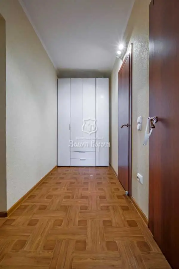 Фото Продаю 1 кімнатну квартиру, 48.8 кв. м, Балтійський пров. 5 Київ, ціна: 55000 USD, код 6376