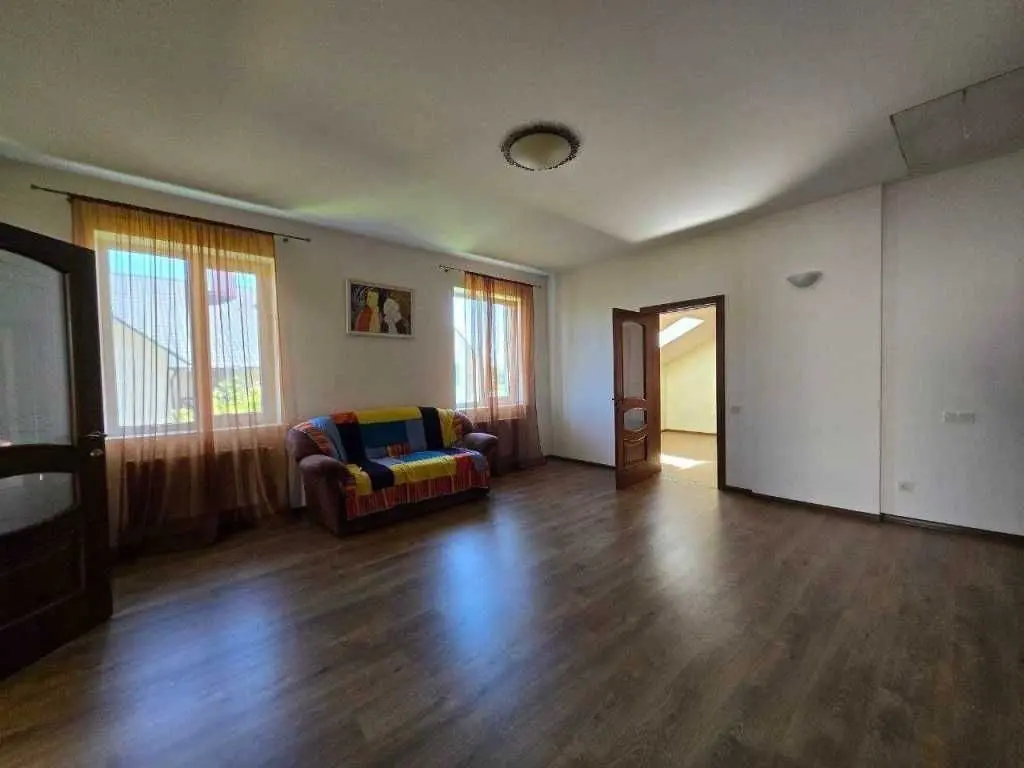 Фото Selling a house, 235.8 sq.m., Vasylkiv, price: 137000 USD, code 6378