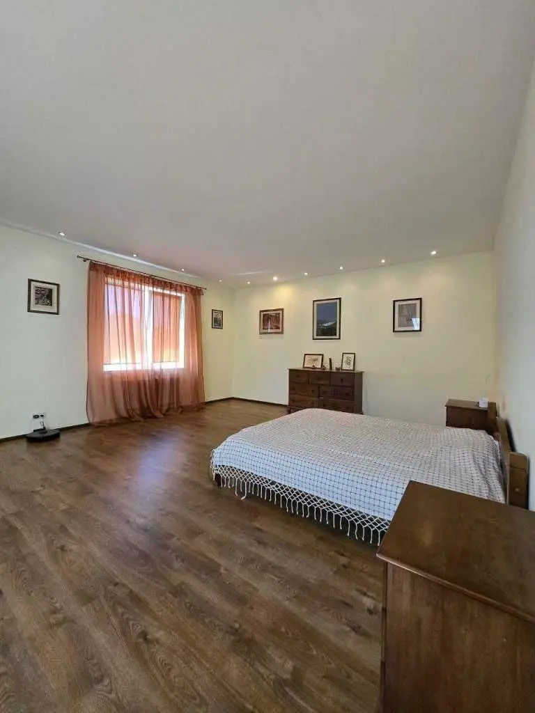 Фото Selling a house, 235.8 sq.m., Vasylkiv, price: 137000 USD, code 6378