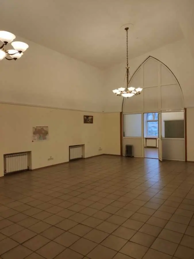 Фото Орендувати офіс, Олеся Гончара вул. 73 Київ в довгострокову оренду, ціна: 35700 UAH, код 6381