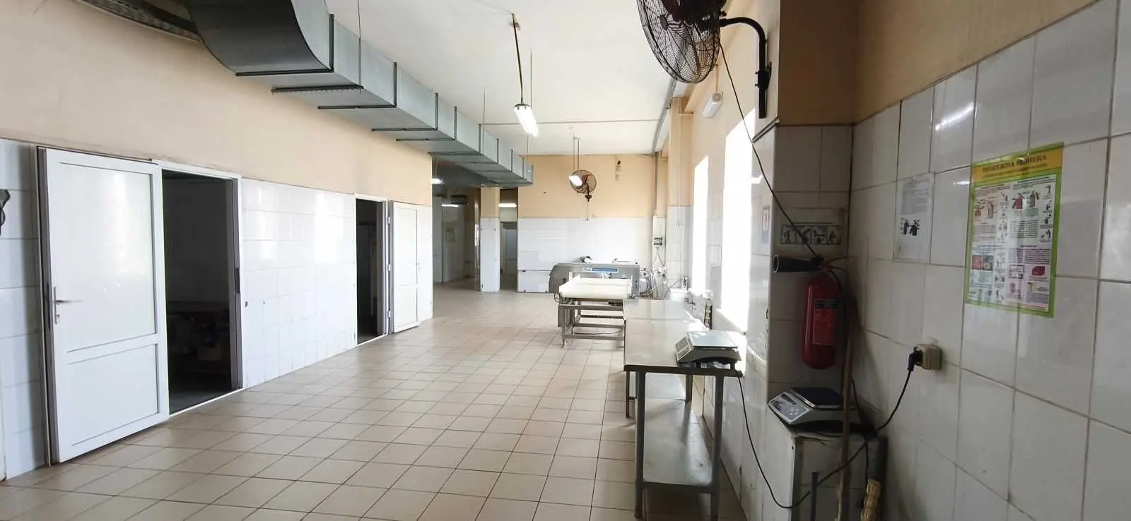 Фото Продаю склад, 1835 кв. м, Василя Довгича вул.  Мотижин, ціна: 720000 USD, код 6382
