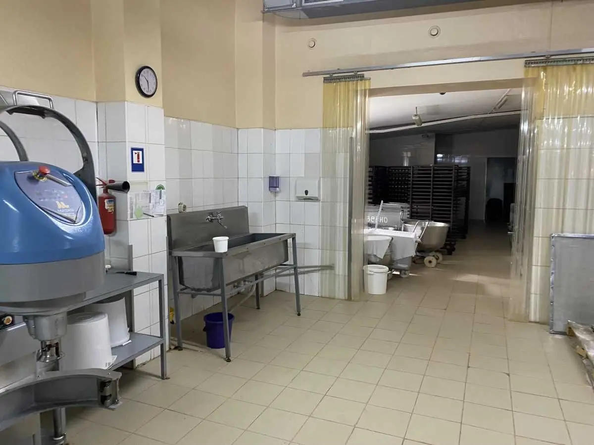 Фото Продаю склад, 1835 кв. м, Василя Довгича вул.  Мотижин, ціна: 720000 USD, код 6382