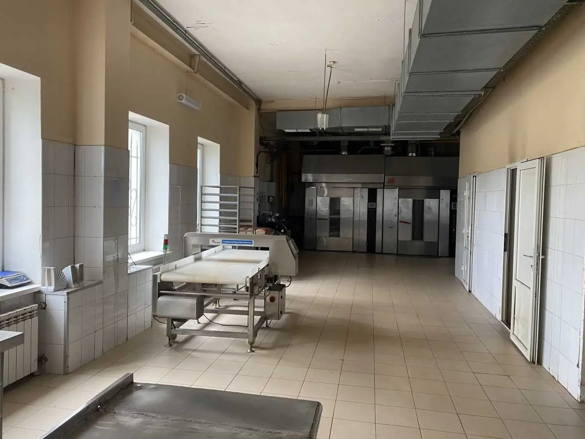 Фото Продаю склад, 1835 кв. м, Василя Довгича вул.  Мотижин, ціна: 720000 USD, код 6382