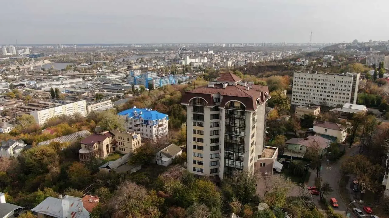 Фото Selling a 3-room apartment, 128 sq.m., Nahirna Street 15 Kyiv, price: 159000 USD, code 6385
