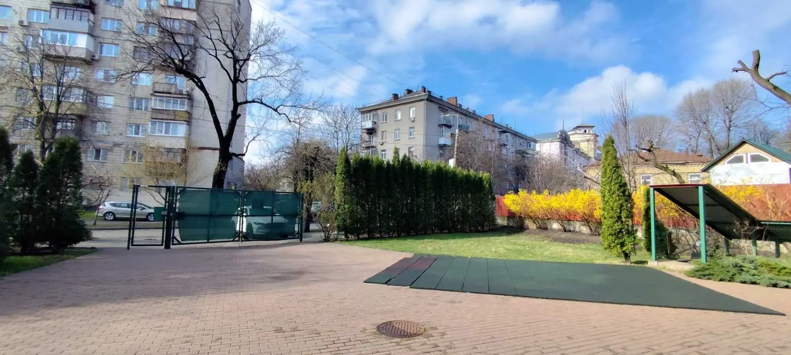 Фото Selling a 3-room apartment, 128 sq.m., Nahirna Street 15 Kyiv, price: 159000 USD, code 6385