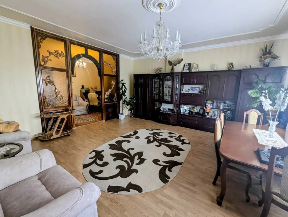 Фото Продаю 3-комнатную квартиру, 120 кв. м, Героев Чернобыля ул.  Белая Церковь, цена: 155000 USD, код 6387