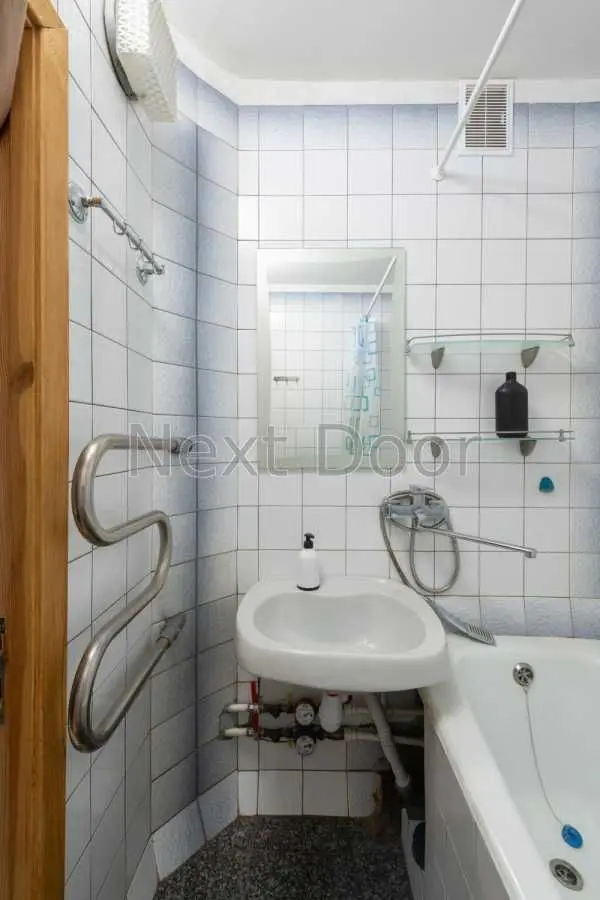 Фото Продаю 2 кімнатну квартиру, 60.8 кв. м, Оболонський просп.  Київ, ціна: 93000 USD, код 6389