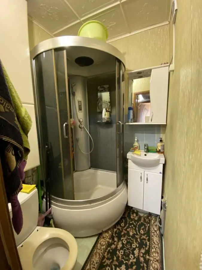 Фото Продаю 8 кімнатну квартиру, 29 кв. м, Миропільська вул. 15А Київ, ціна: 16000 USD, код 6397