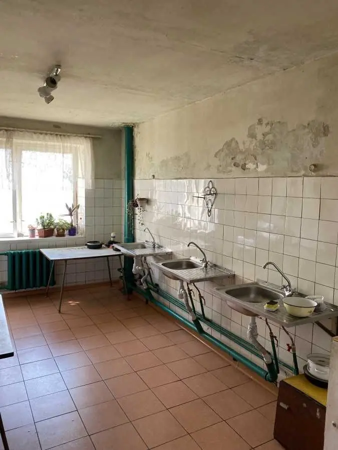 Фото Продаю 8 кімнатну квартиру, 29 кв. м, Миропільська вул. 15А Київ, ціна: 16000 USD, код 6397