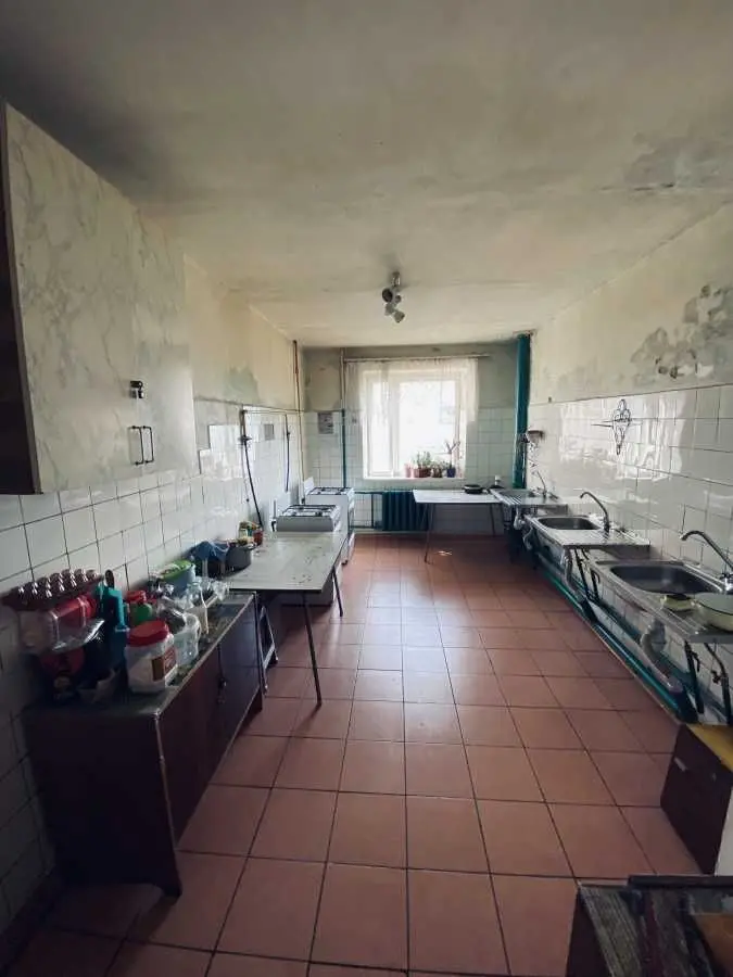 Фото Продаю 8 кімнатну квартиру, 29 кв. м, Миропільська вул. 15А Київ, ціна: 16000 USD, код 6397