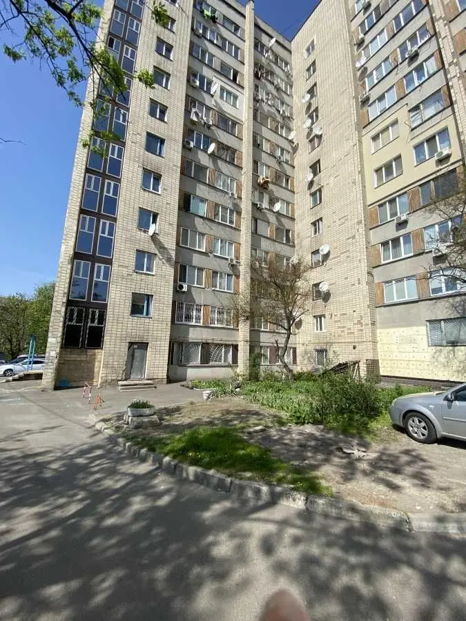 Фото Продаю 8 кімнатну квартиру, 29 кв. м, Миропільська вул. 15А Київ, ціна: 16000 USD, код 6397