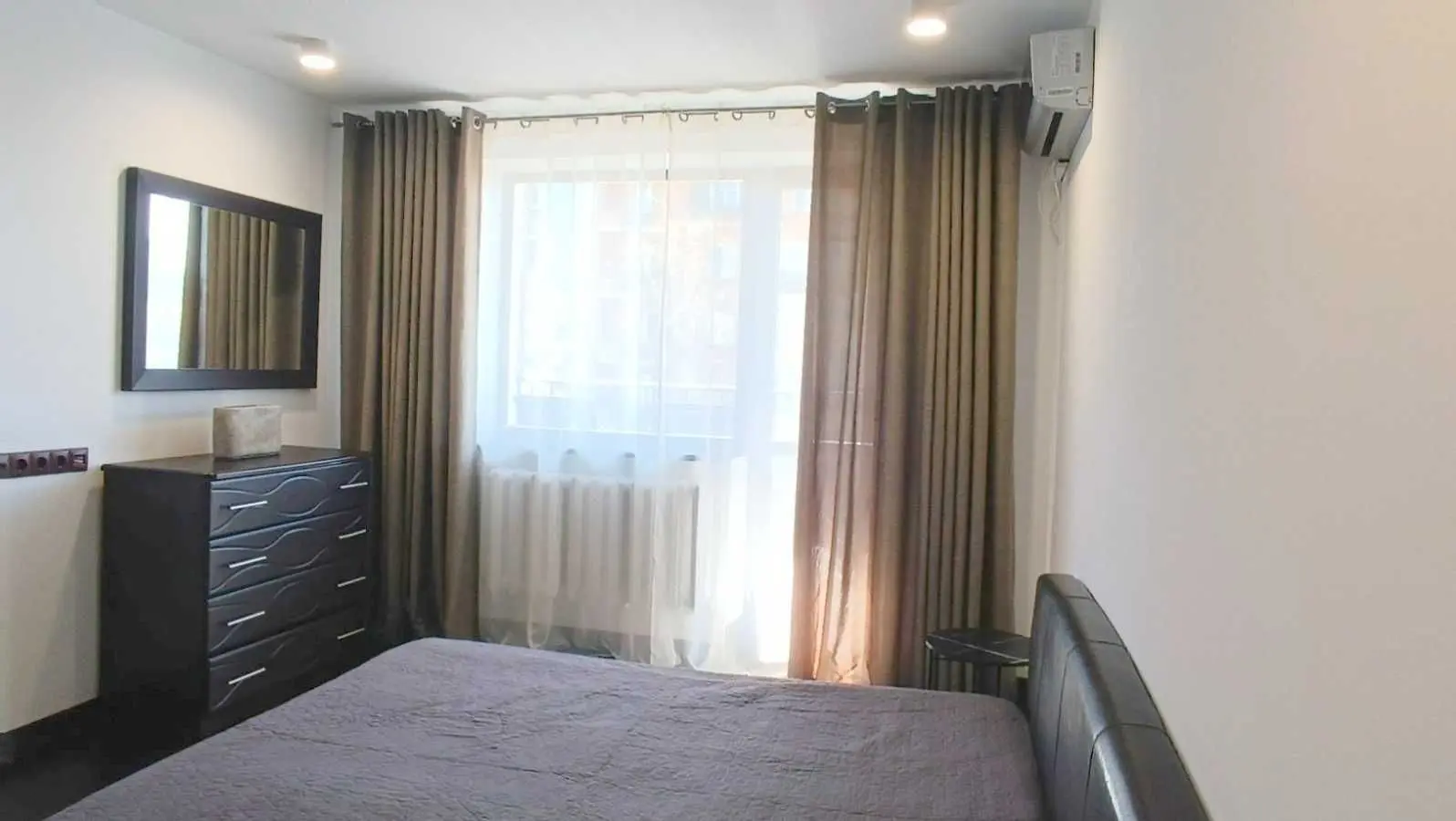 Фото Selling a 2-room apartment, 63 sq.m., Ivana Mazepy Street (Sichnevoho Povstannia Street) 7 Kyiv, price: 165000 USD, code 6403
